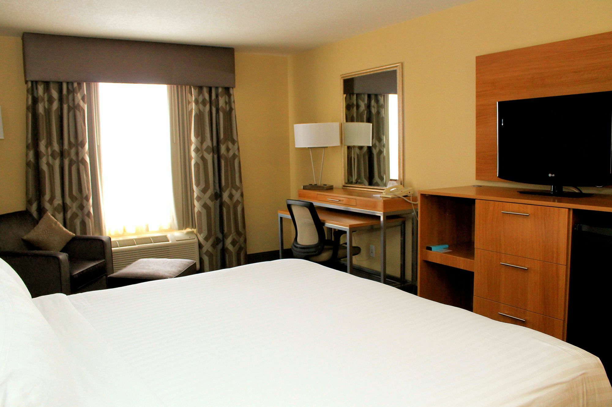Holiday Inn Express Hotel & Suites Sherwood Park-Edmonton Area By Ihg Exterior foto